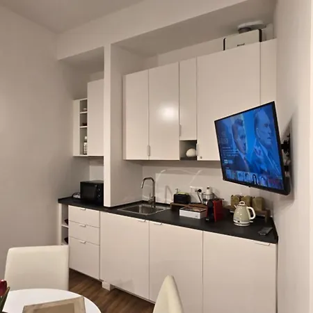 And Comfort * 罗马